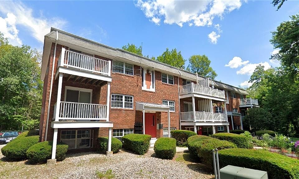 1st image of 11 Stonehenge Dr #126E