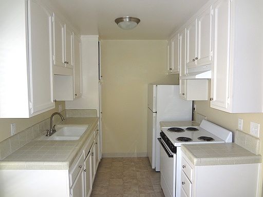 3rd image of 4346 Kansas St APT 7