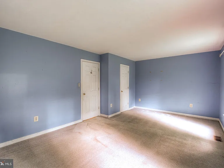 12820 Lake Wilderness Ln — Photo 10