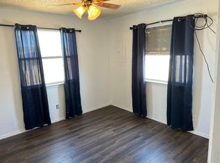 1604 E 33rd St, Plainview, TX 79072