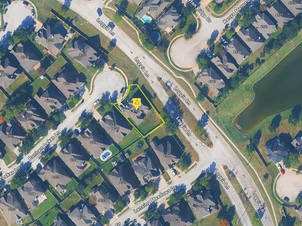 9726 Bonham Lakes Ln, Humble, TX 77396