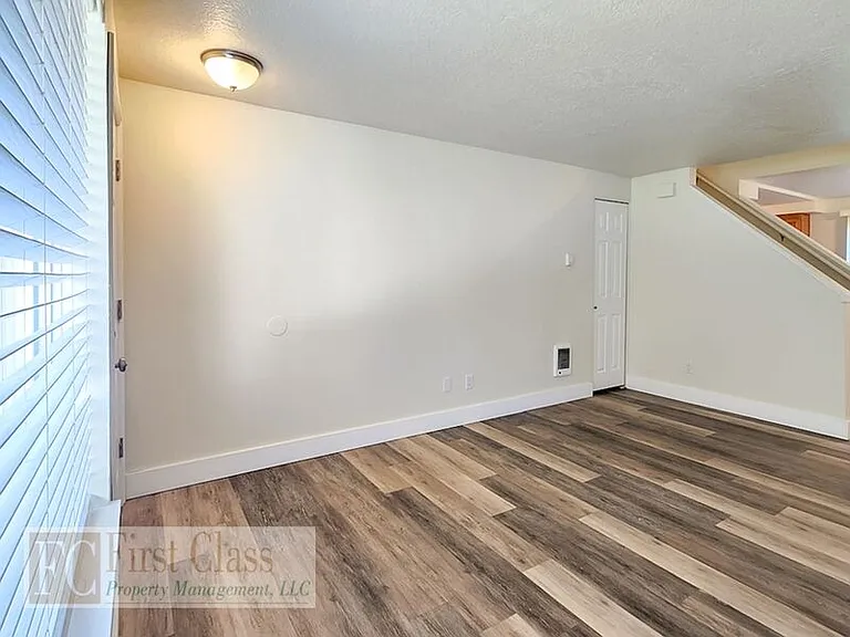 3022 SE 38th Ct — Photo 4