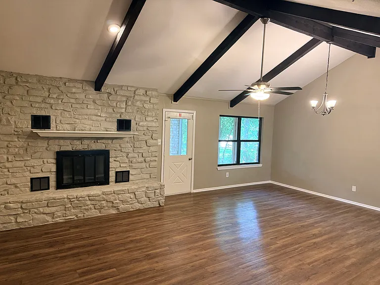 12 Timberline Dr — Photo 3