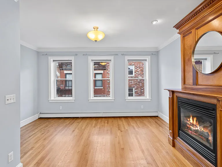 150 Salem St #4 — Photo 3