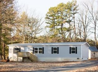 1728 Fanny White Rd, Dillwyn, VA 23936