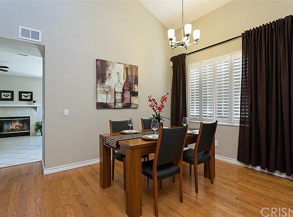 5th image of 11818 Edgecliff Ave