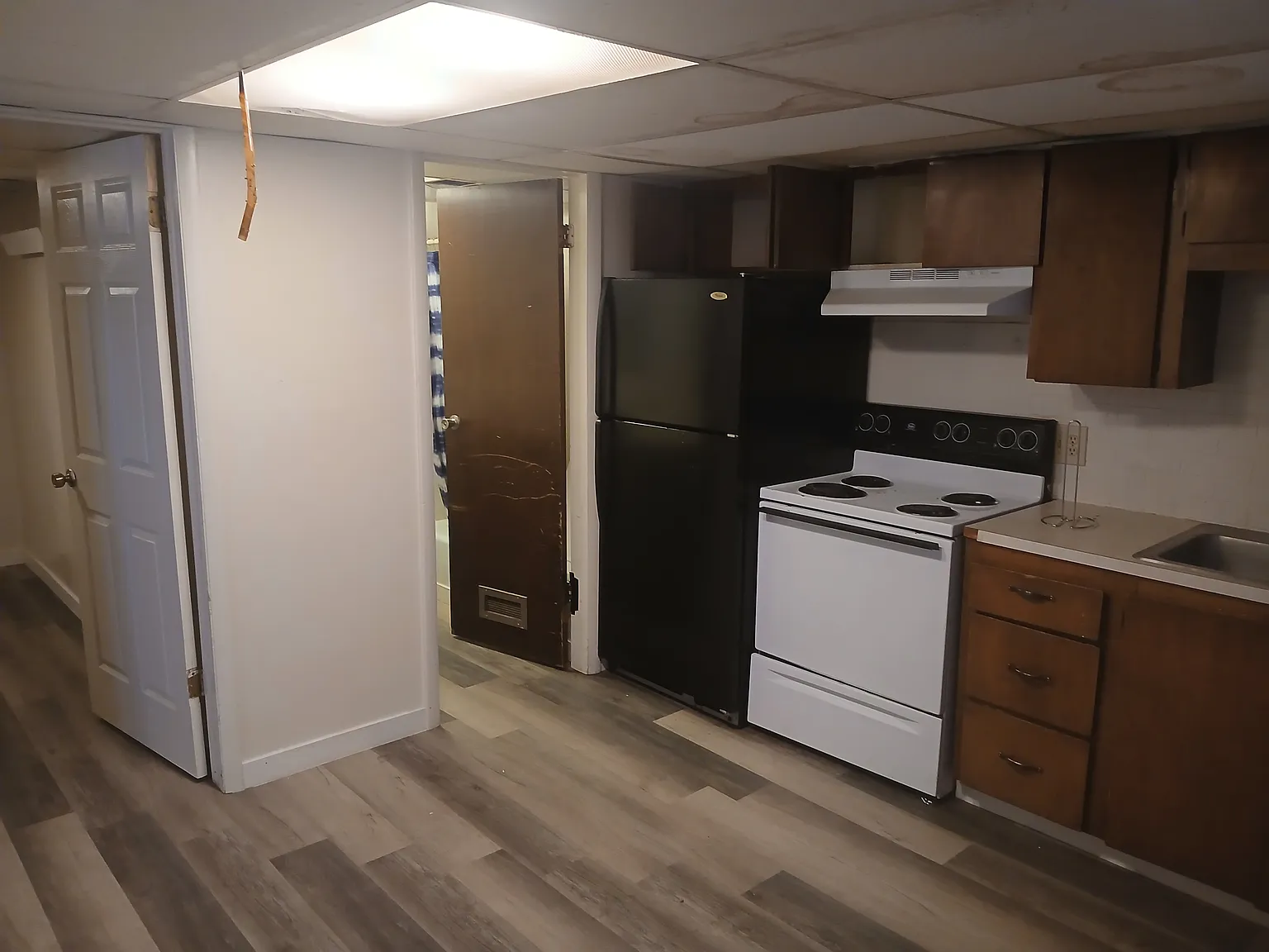 2 bed, 750 sqft, $595 — Photo 1