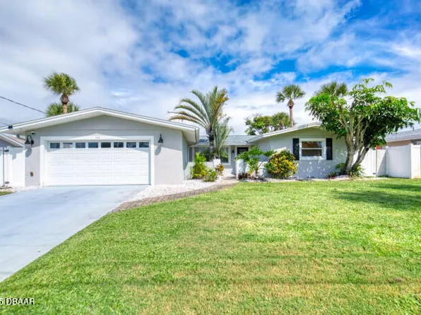 138 Coral Cir, South Daytona, FL 32119
