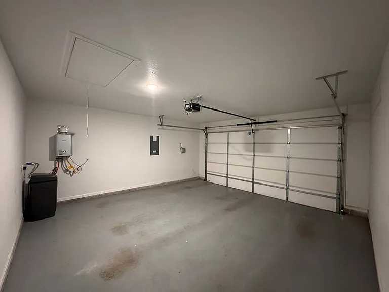 3217 Blue Quail Ct — Photo 36