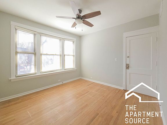 5th image of 1950 W Winona St #3