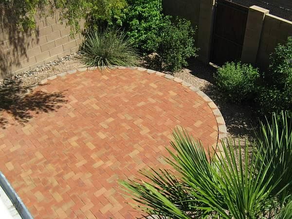 Private yard with maintenance included