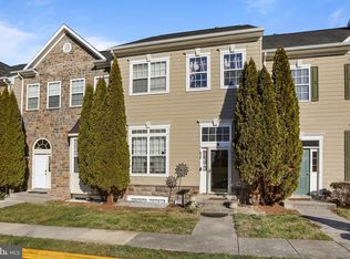 838 Linfield Ter NE, Leesburg, VA 20176