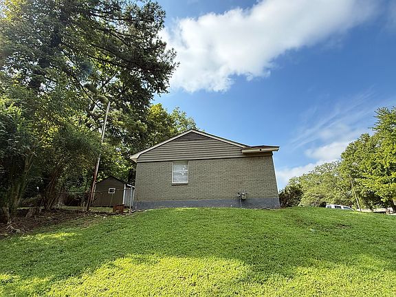 4th image of 4318 Mountain Terrace St