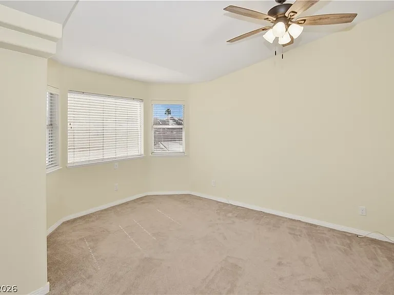 747 Canyon Crest Dr — Photo 29