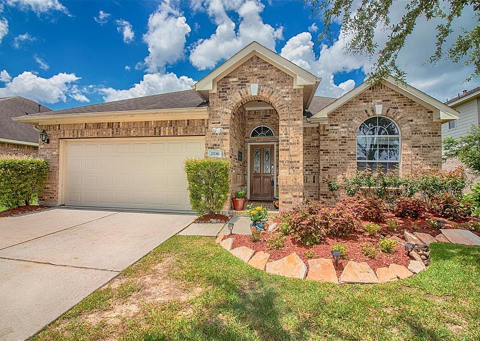 1st image of 2536 Goldeneye Ln