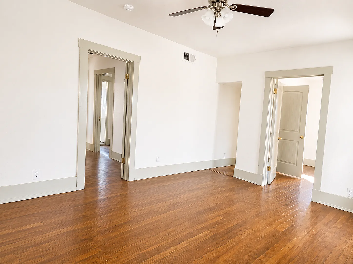2 bed, 980 sqft, $995 — Photo 3