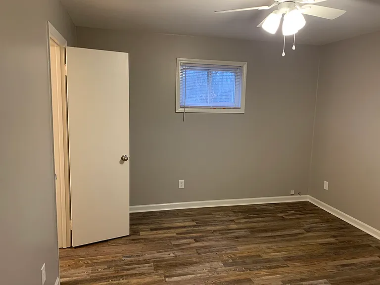 980 Brown Acres Rd #980B — Photo 5