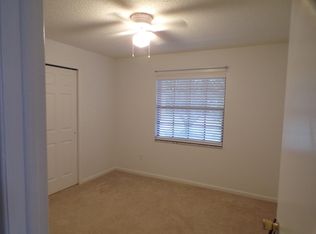 8082 Philatelic Dr, Spring Hill, FL 34606