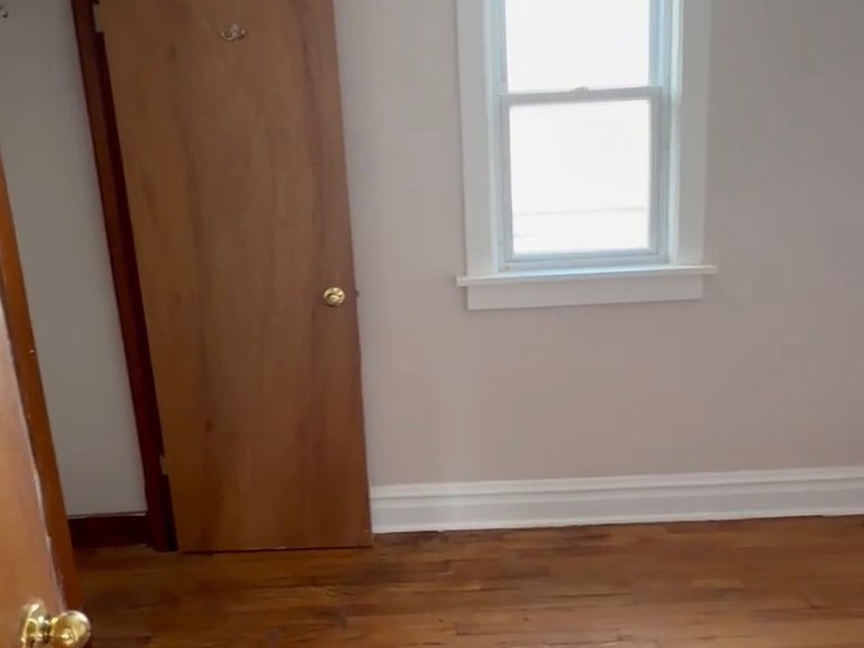 2nd image of 10414 S Avenue H #2