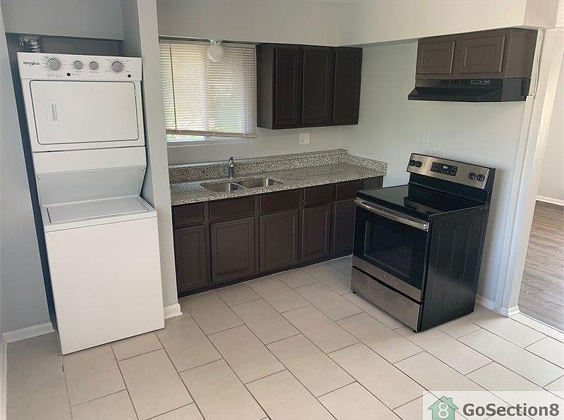 1st image of 7000 S Dorchester Ave #13592