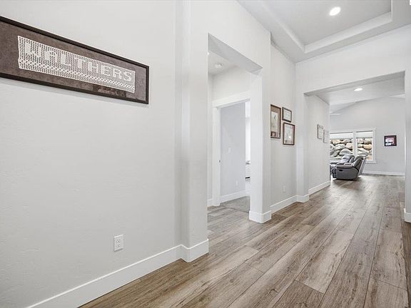 4th image of 2274 Legacy Ln