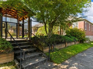 5405 NE 10th Ave APT 10, Portland, OR 97211