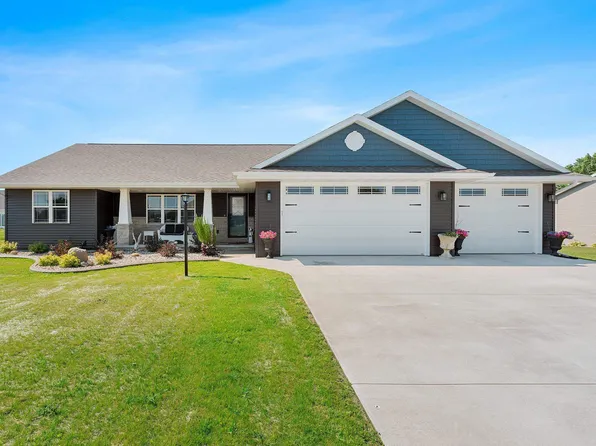 5076 Adalbert Ln, New Franken, WI 54229