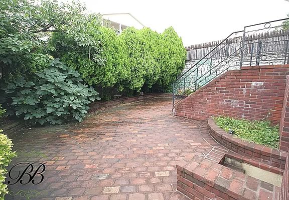 5th image of 2354 E 73rd St