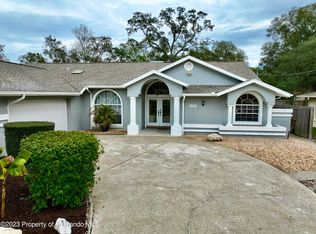 1282 Deltona Blvd, Spring Hill, FL 34606