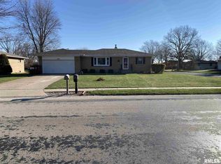 1325 13th St, Orion, IL 61273