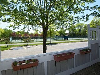 4th image of 7101 Woodland Ct