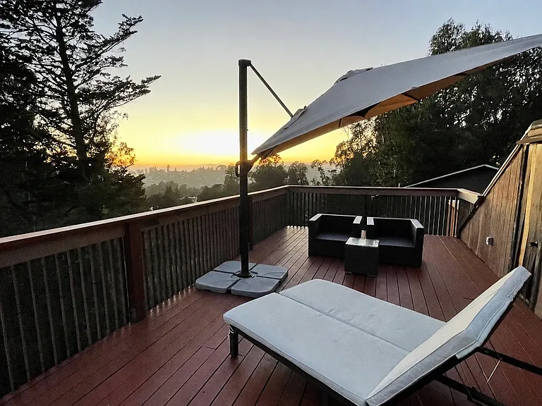 2269 Mastlands Dr — Photo 16