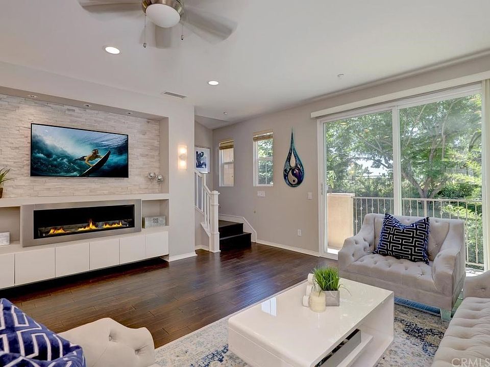 1st image of 109 Playa Cir