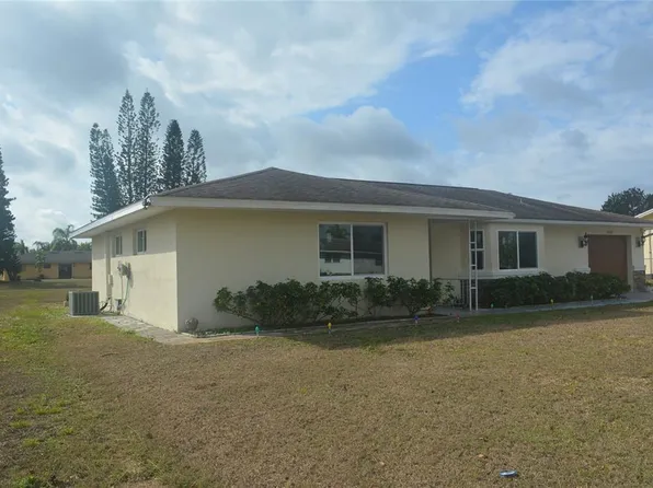 1410 Alwynne Dr, Lehigh Acres, FL 33936