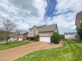 1288 Woodsboro Rd, Knoxville, TN 37922