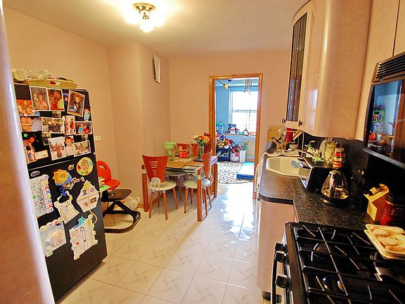 3rd image of 3131 Brighton 13th St #16M