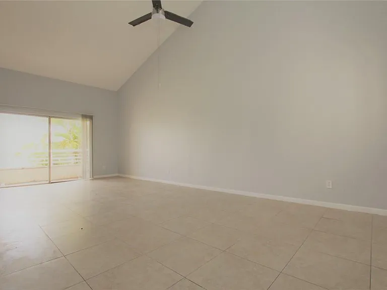 3413 NW 44th St #201 — Photo 3