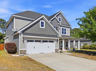 90 W Bailey Ln, Hampstead, NC 28443