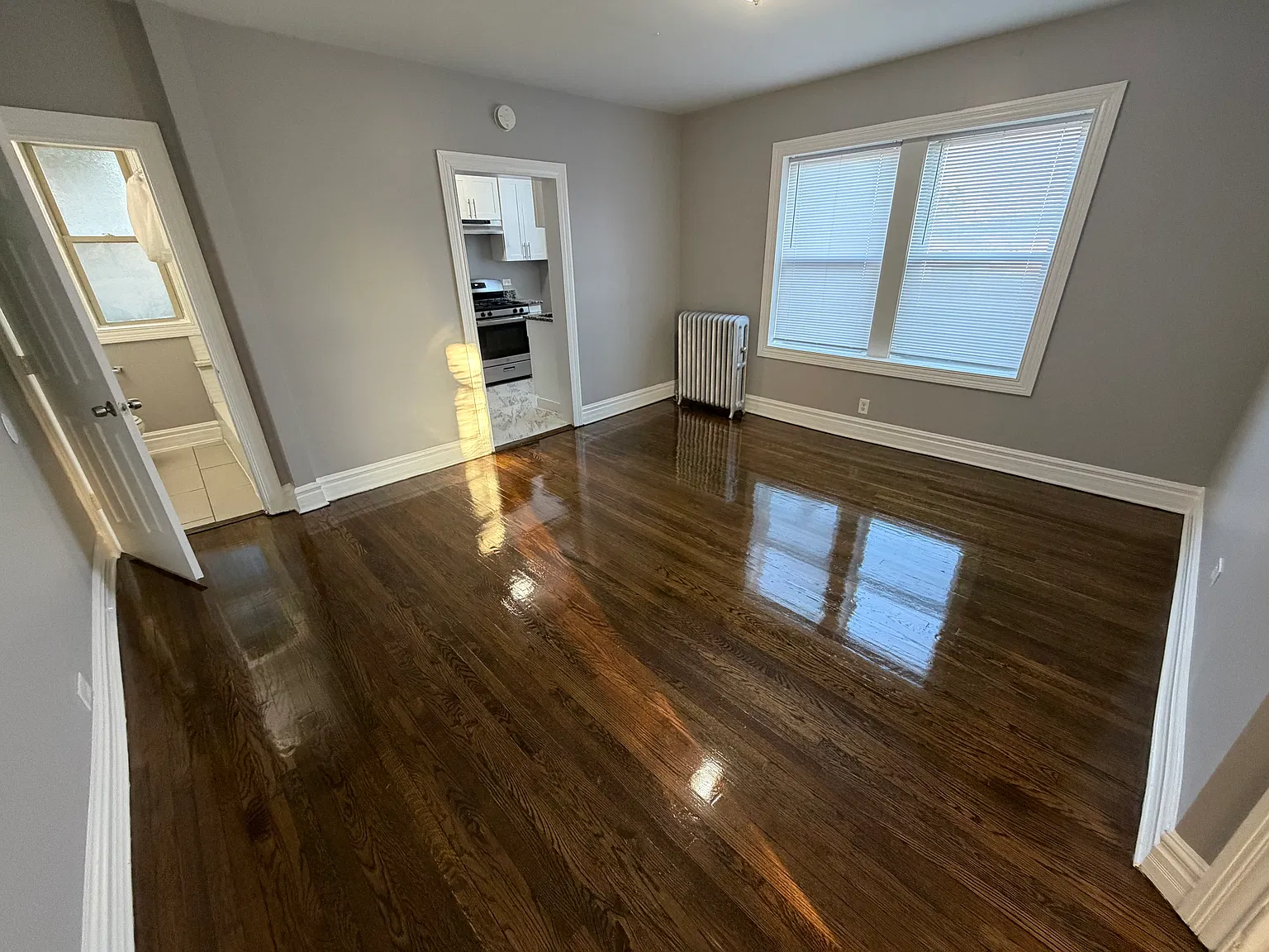 2 bed, $1,686 — Photo 3