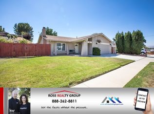889 Muirfield Ave, Simi Valley, CA 93065