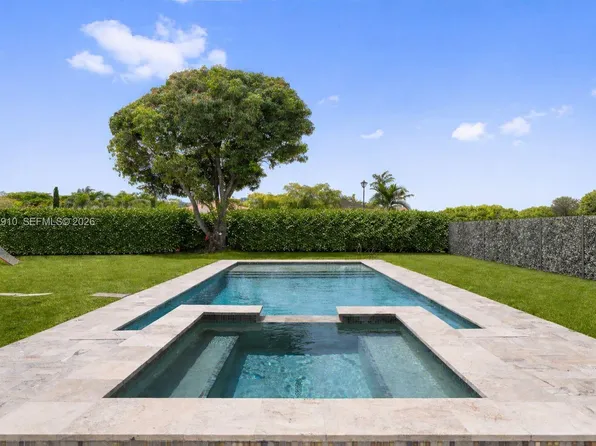 9128 SW 211th Ln, Cutler Bay, FL 33189