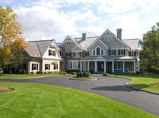 13 Upland Ln, Armonk, NY 10504