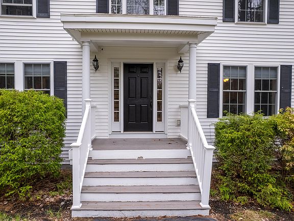 5th image of 39 Eaton Ridge Drive