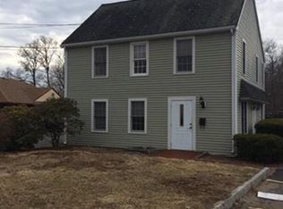 743 State Rd, Plymouth, MA 02360