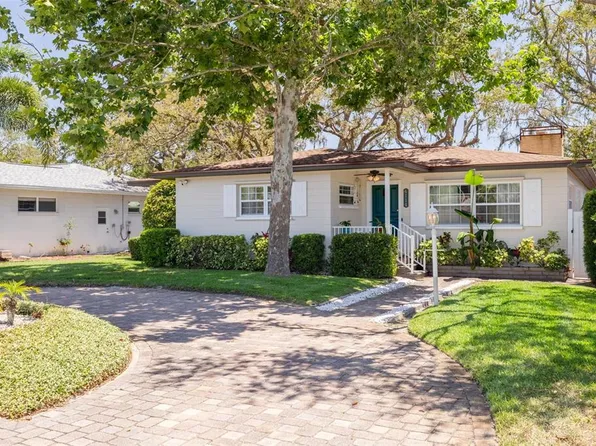 6114 7th Ave S, Gulfport, FL 33707