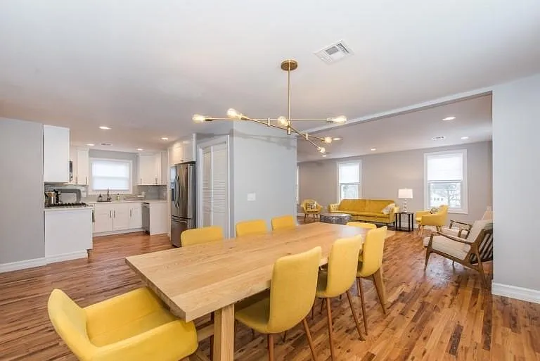 27 Center St #2 — Photo 8