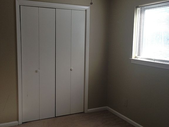 4th image of 530 Deerwood St Unit 4