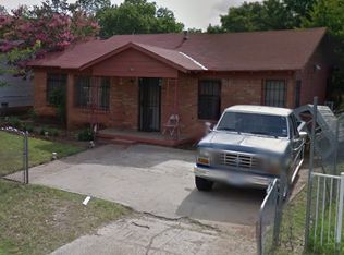 1905 Daniel St, Fort Worth, TX 76104