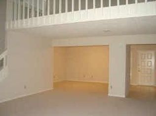 11907 S Fairhollow Ln, Houston, TX 77043
