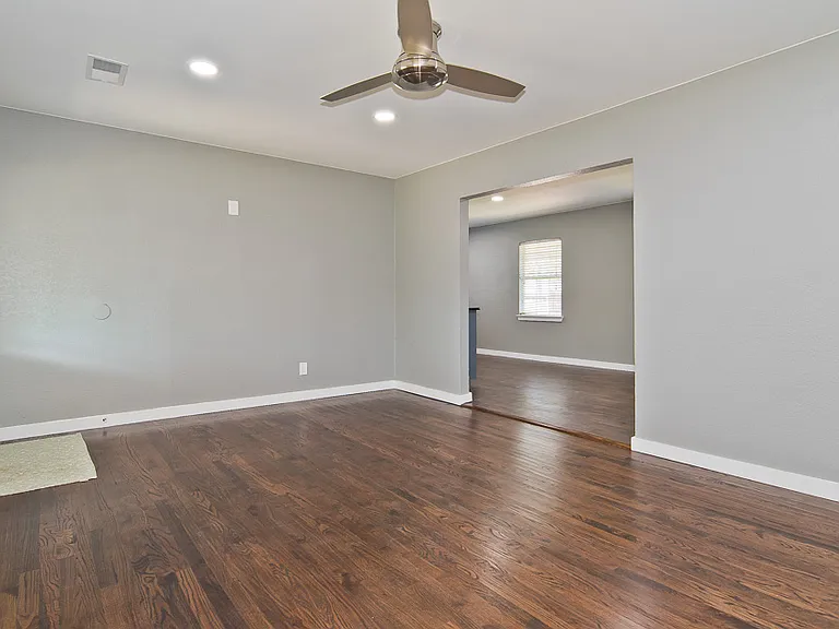 3039 Grayson Dr — Photo 4